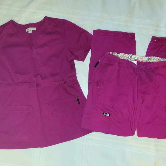 koi Other Koi Scrub Set In Raspberry Top Pants Are Medium Poshmark